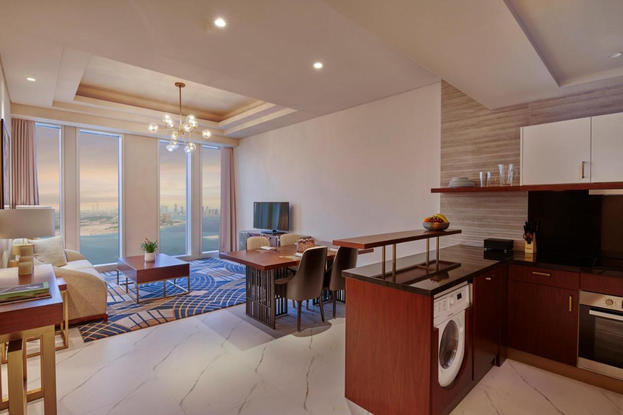 Wyndham Grand Doha West Bay Beach Zewnętrze zdjęcie A typical apartment interior