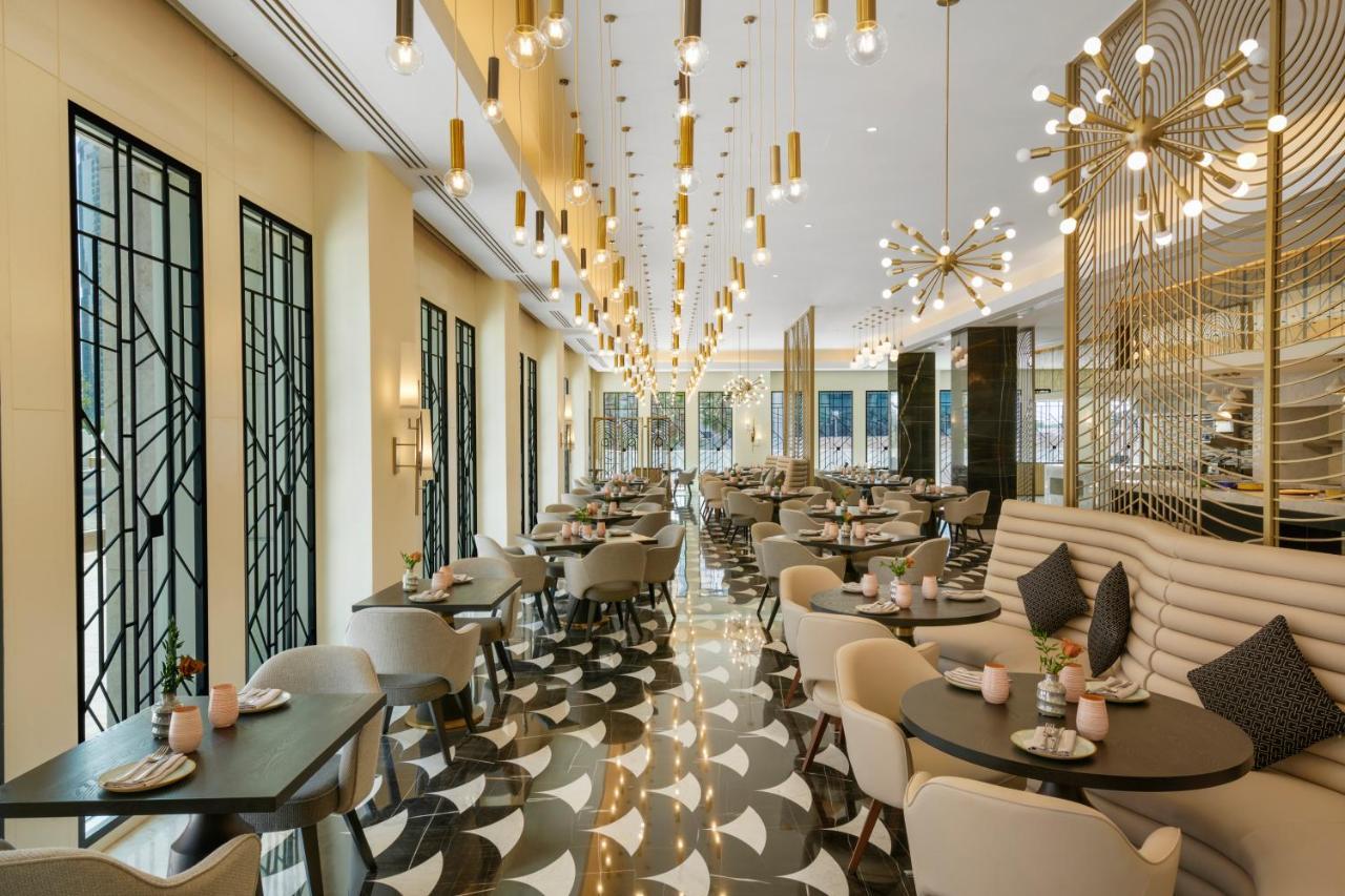Wyndham Grand Doha West Bay Beach Zewnętrze zdjęcie The restaurant