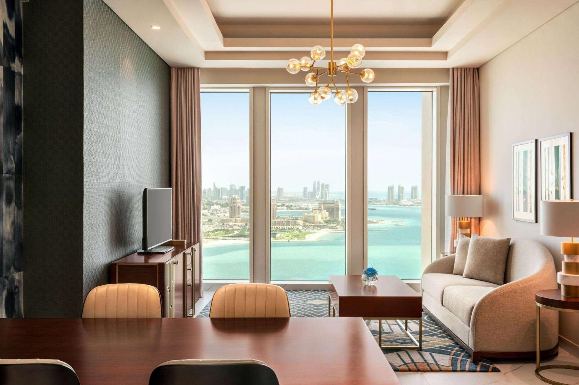 Wyndham Grand Doha West Bay Beach Zewnętrze zdjęcie A living room at the hotel